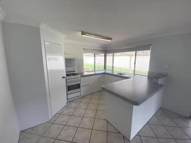 New 14 Magdalen Place, College Grove, WA 6230