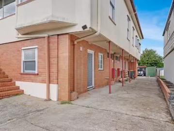 Cozy 1/50 Emperor Street, Annerley, QLD 4103