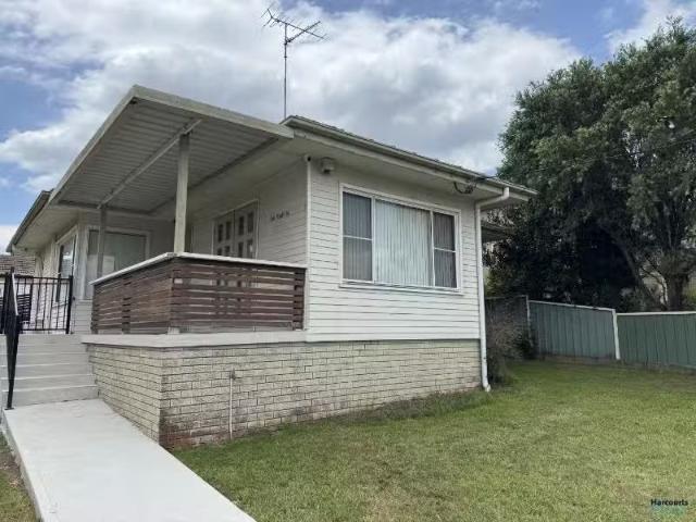 Cheap 155 Smith Street, SOUTH PENRITH House for rent Listed b.