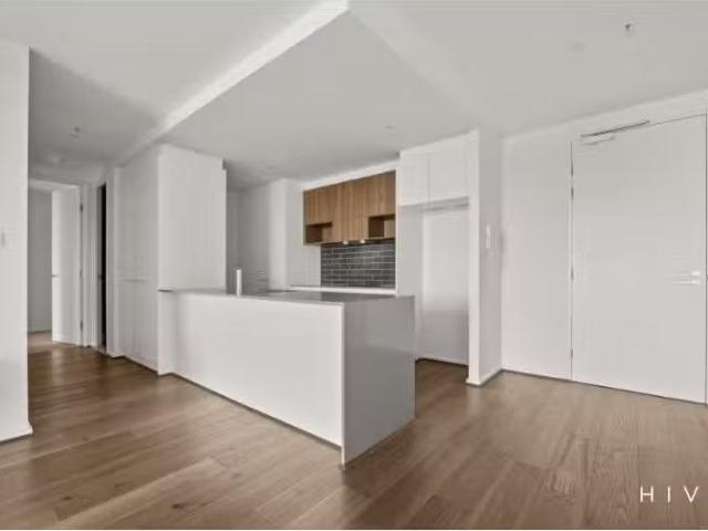 Rental! 156/15 Irving Street, Phillip Apartment for rent List.