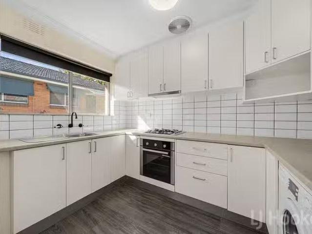 Unique 1/56 Atkinson Street, Queanbeyan East, NSW 2620