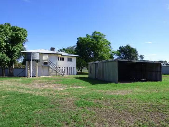 Unique 156 Victoria Street, St George, QLD 4487
