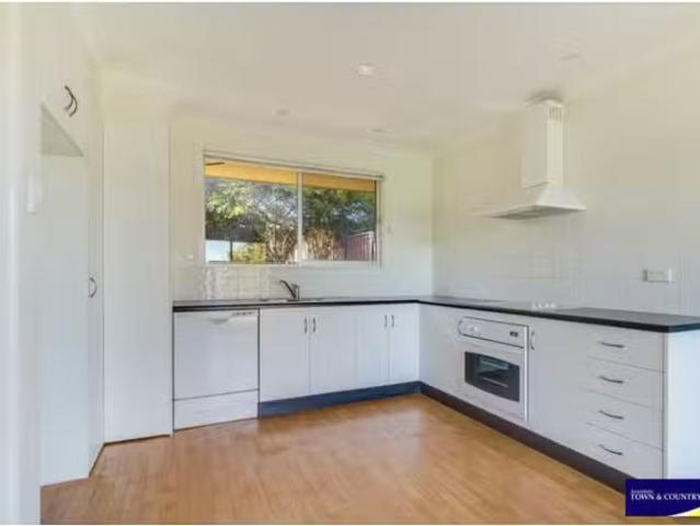 For Rent! 159 Kirkwood Street, ARMIDALE House for rent Listed.