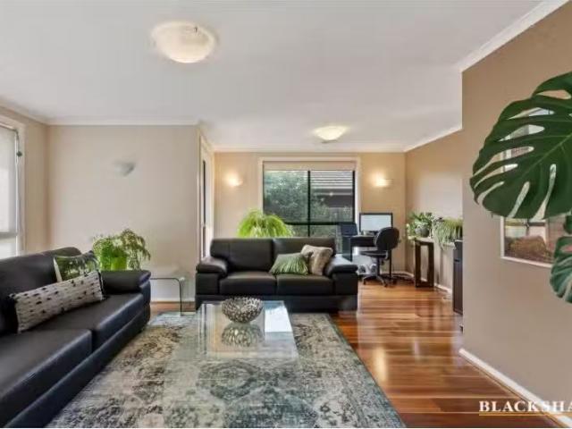 For Rent! 15 William Cooper Avenue, Bonner House for rent Lis.