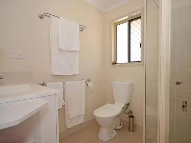 Cozy 15 Alison Drive, Torquay, QLD 4655