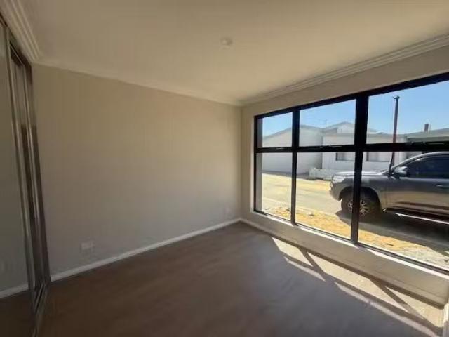 Rental! 15 Memuru Street, Southern River, WA 6110