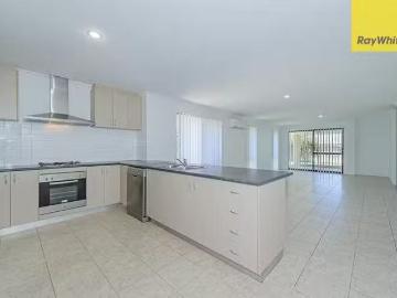 Deal! 15 Pierre Bend, Ellenbrook, WA 6069