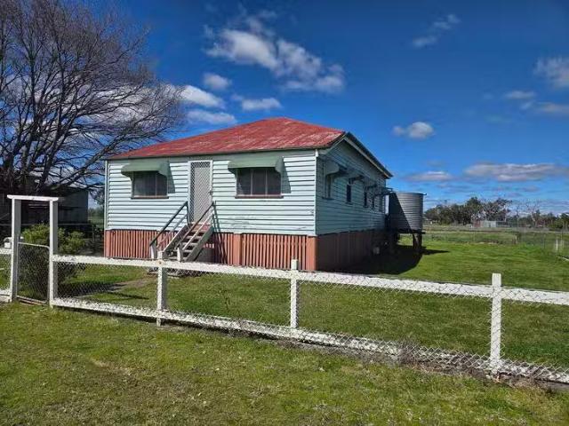 Cozy 15 Queen Street, Inglewood, QLD 4387