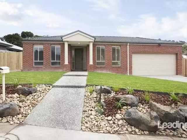 For Rent! 160 Phillip Drive, Sunbury, VIC 3429