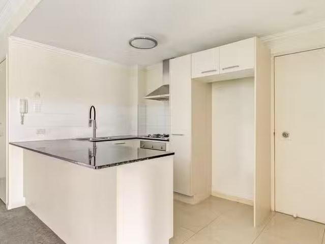 Unique 161 Main Street, Kangaroo Point, QLD 4169