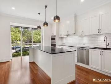 Deal! 16/3 Ovens Street, Griffith, ACT 2603