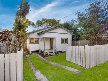 Just in! 163 Scarborough Road, Redcliffe, QLD 4020