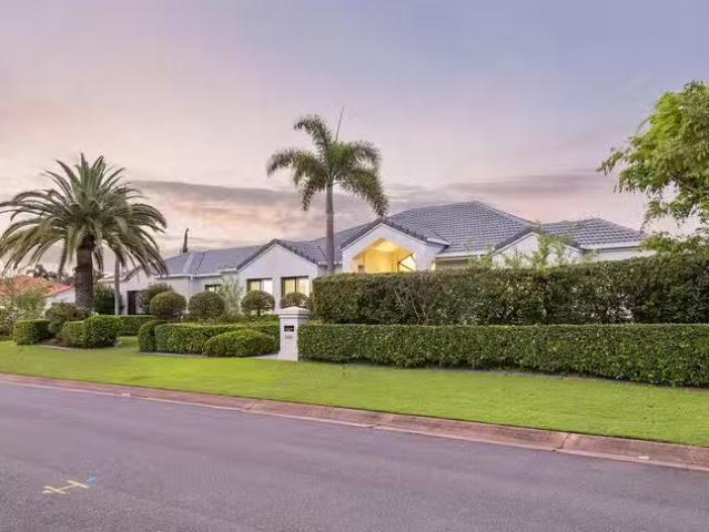 For Rent! 1649 Riverdale Court, Hope Island, QLD 4212