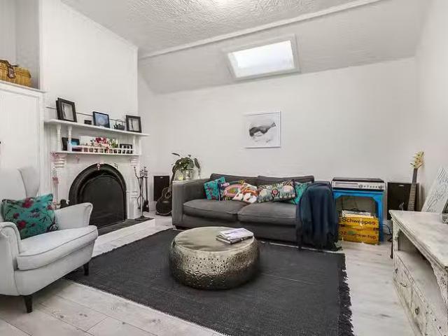 Rental! 166 Albert Street, Brunswick, VIC 3056