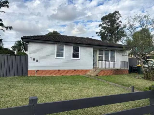 Unique 168 Samarai Road, WHALAN House for rent Listed by Kayl.