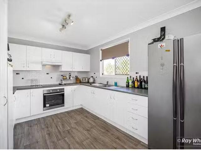 Charming 16 Arlott Street, Gracemere, QLD 4702