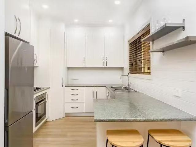 Charming 16 Felix Street, Dover Gardens, SA 5048