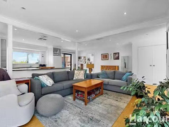Cheap 16 Lakeview Drive, Edgewater, WA 6027