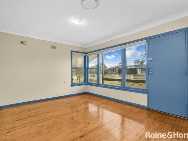 Cheap 16 Mendelssohn Avenue, Emerton, NSW 2770
