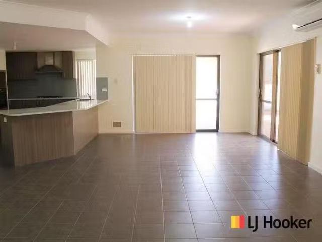 Just in! 16 Rhodes Rise, Coogee, WA 6166