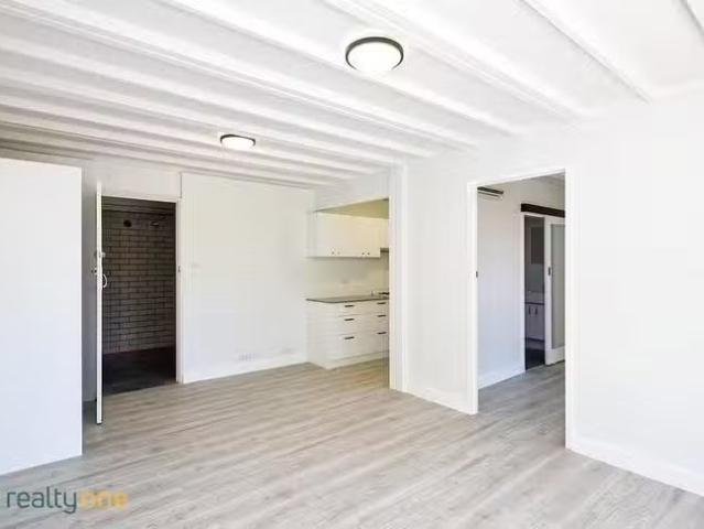 Nice 17/1 Murray Avenue, Mosman Park, WA 6012