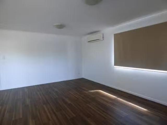 Cozy 180A Mcdowall Street, Roma, QLD 4455