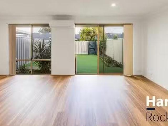 Cozy 18/14 Hefron Street, Rockingham, WA 6168