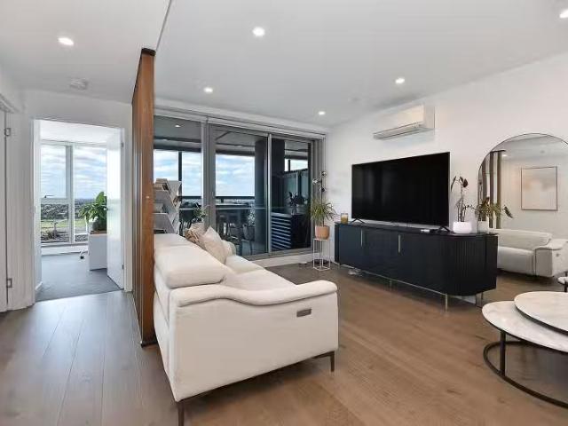 Nice 1810/15 Everage St, Moonee Ponds VIC 3039