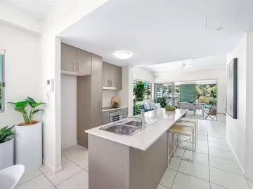 Cheap 18/110 Collins Avenue, Edge Hill, QLD 4870