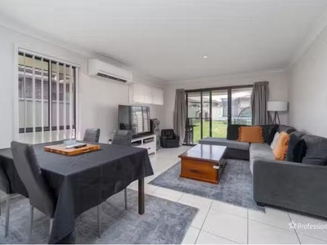Rental! 1/81 Box Hill Drive, Armidale Townhouse for rent List.