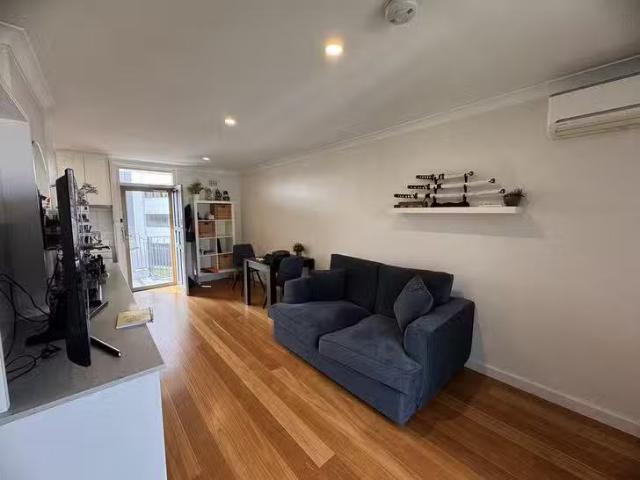 For Rent! 18/3 Bowman Street, South Perth, WA 6151