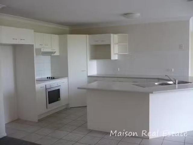 Deal! 183 Sumners Road, Middle Park, QLD 4074