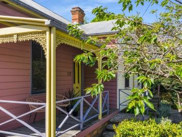 Quarryman Cottage c1890 | One of Old Bowral's Earliest Surviving Homes