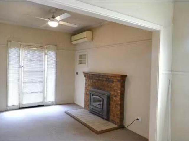 New 18 Bath Street, Holbrook House for rent Listed by Kira Ba.