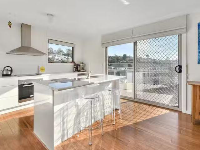 Cheap 18 Eldonhurst Drive, Newstead, TAS 7250