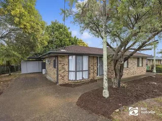 Cozy 18 Law Place, Alexandra Hills, QLD 4161