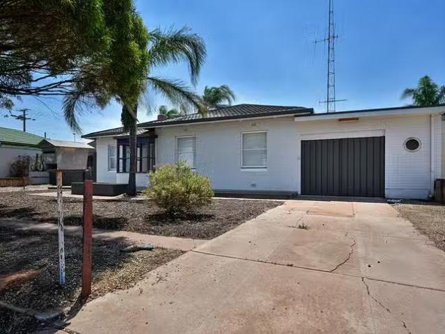 Cozy 18 Loveday Street, Whyalla Norrie, SA 5608