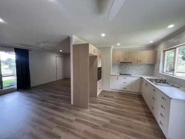 Cheap 18 Monash Avenue, Malanda, QLD 4885