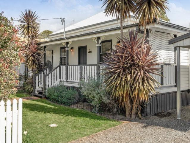 Charming 1910s Cottage Full of Character