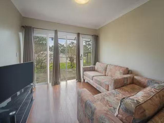 Cozy 192A Mckay Street, Nowra, NSW 2541