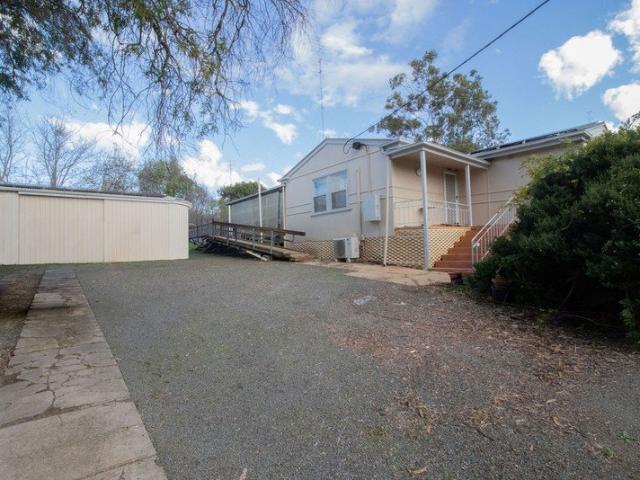 Charming 1950s Home with Large Shed in Prime Clare Location