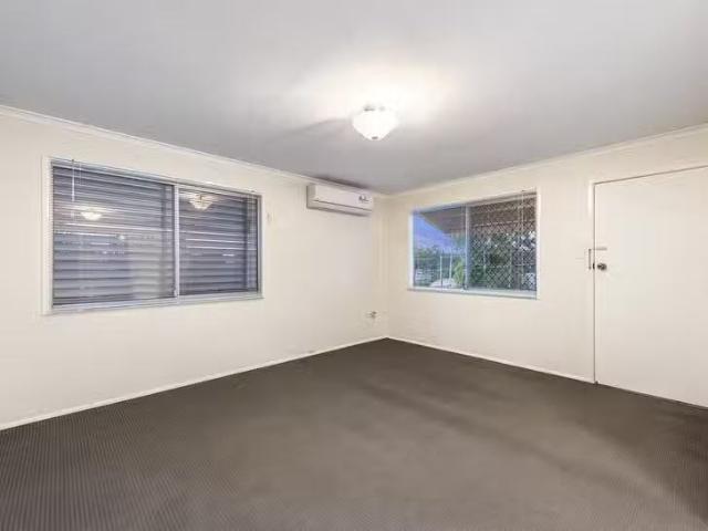 Charming 196 Juers Street, Kingston, QLD 4114