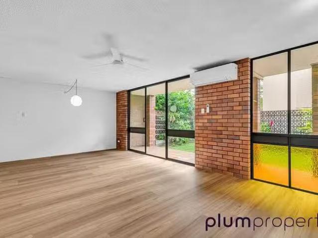 Unique 1/97 Beatrice Street, Taringa, QLD 4068