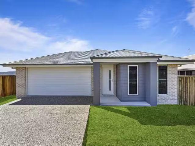 Just in! 19 Tallowwood Boulevard, Cotswold Hills, QLD 4350