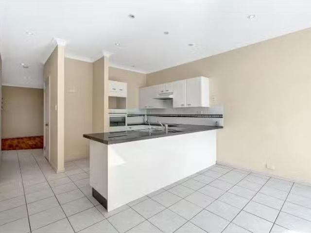 For Rent! 1/9 Terilbah Place, The Entrance North House for ren.