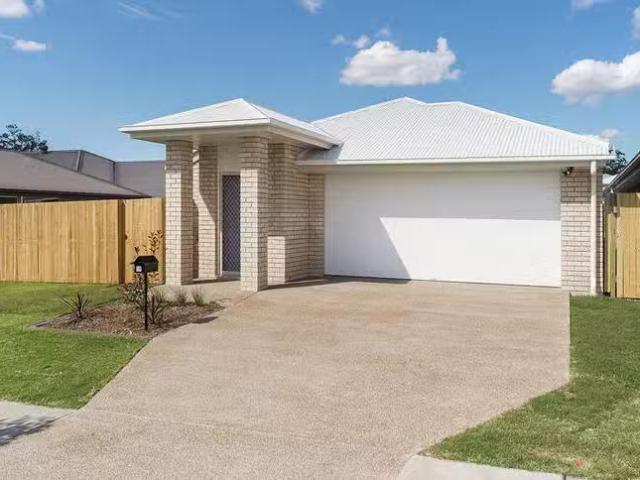 Cheap 19 Trump Street, Pimpama, QLD 4209