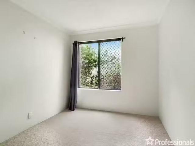 Cheap 19 Bellanger Drive, Beldon, WA 6027