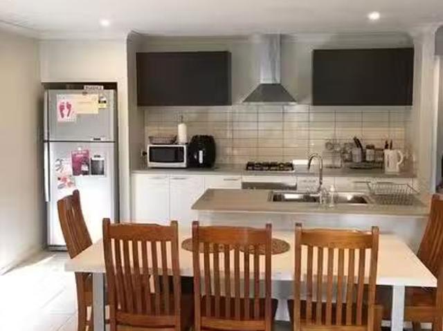 Charming 19 Divagate Avenue, Doreen, VIC 3754