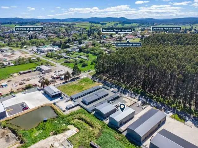 Rental! 19 East Goderich Street, DELORAINE, TAS 7304 Retail.