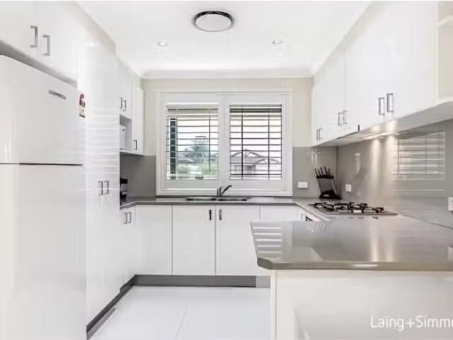 Cozy 19 Gershwin Cres, Claremont Meadows House for rent Liste.